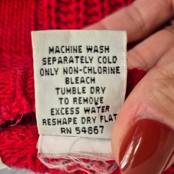 Vintage red knit cardigan gold pearl buttons womens XS - Picture 10 of 10